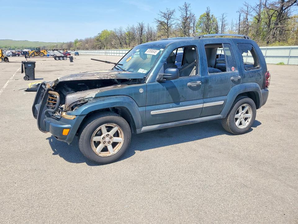2005 Jeep Liberty მანქანა იყიდება აუქციონზე, vin: 1J4GL58K55W631298, აუქციონის ნომერი: 53896846