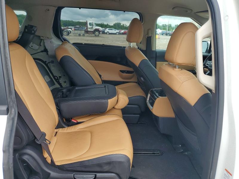 55412236 :رقم المزاد ، KNDNC5H38R6414453 vin ، 2024 Kia Carnival مزاد بيع