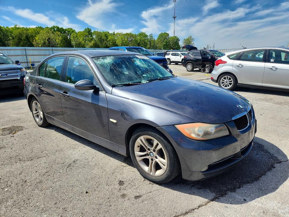 52078996 :رقم المزاد ، WBAVC93518K038987 vin ، 2008 Bmw 328 مزاد بيع