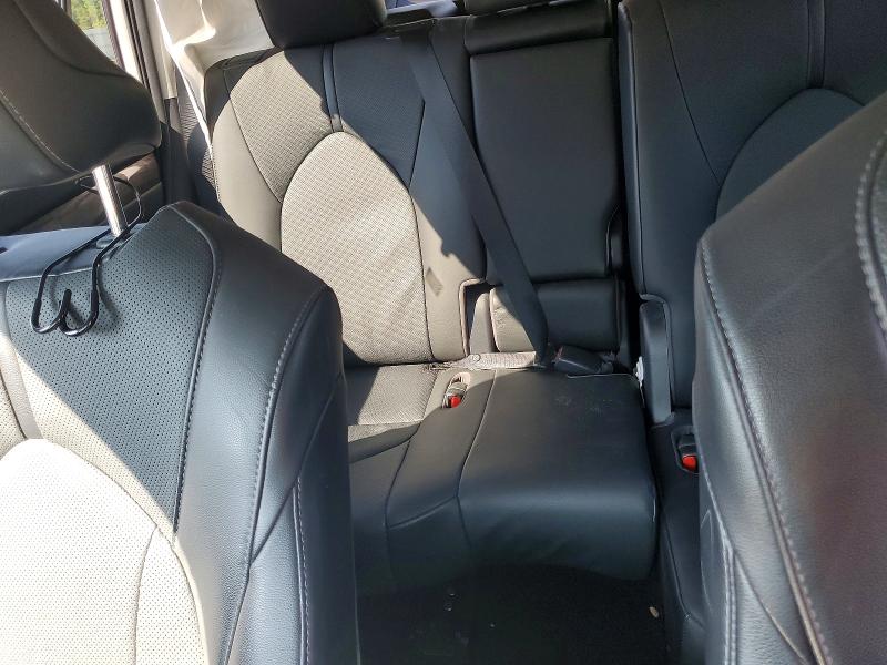 52781146 :رقم المزاد ، 5TDDZRBH8MS068404 vin ، 2021 Toyota Highlander مزاد بيع