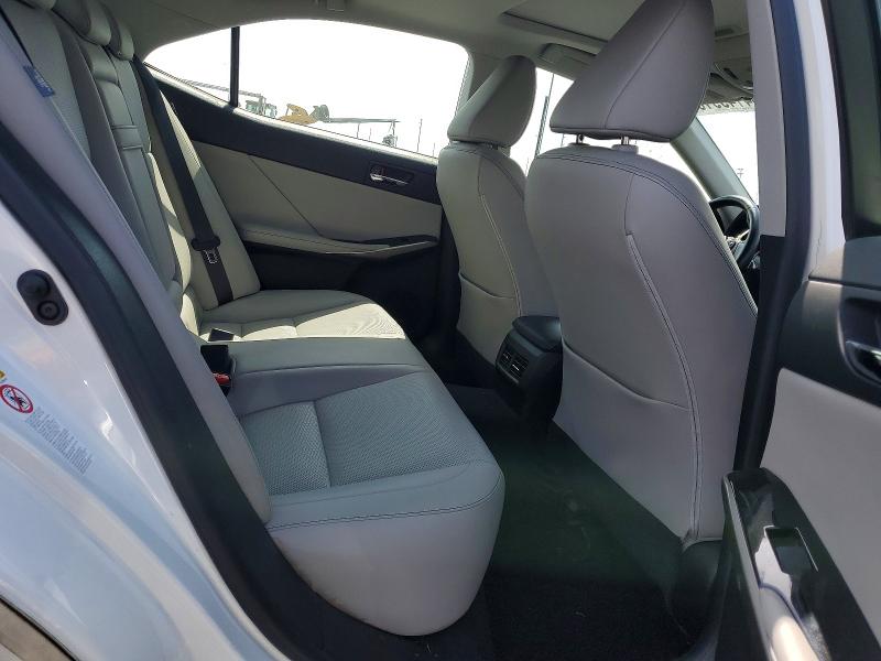 2015 Lexus Is მანქანა იყიდება აუქციონზე, vin: JTHBF1D21F5058797, აუქციონის ნომერი: 54149916