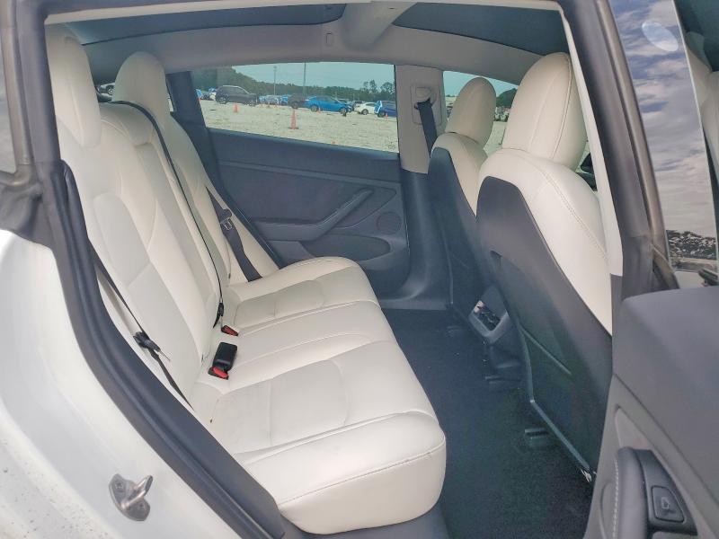 52924536 :رقم المزاد ، 5YJ3E1EA3MF091603 vin ، 2021 Tesla Model 3 مزاد بيع