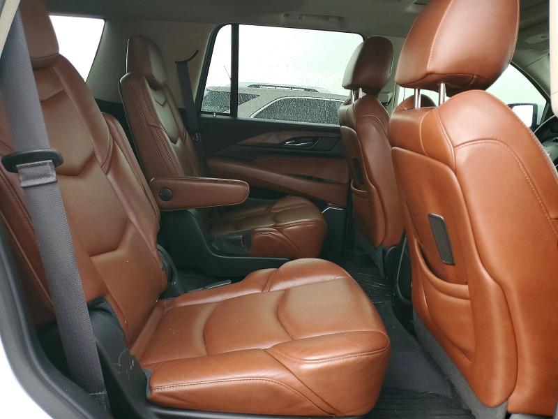 54317396 :رقم المزاد ، 1GYS4CKJ1JR330693 vin ، 2018 Cadillac Escalade مزاد بيع