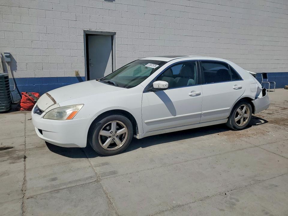 51567876 :رقم المزاد ، JHMCM566X4C007356 vin ، 2004 Honda Accord مزاد بيع