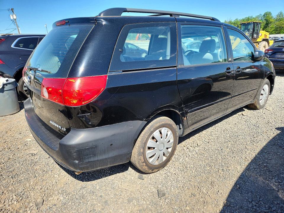 2010 Toyota Sienna მანქანა იყიდება აუქციონზე, vin: 5TDKK4CCXAS296403, აუქციონის ნომერი: 55014546