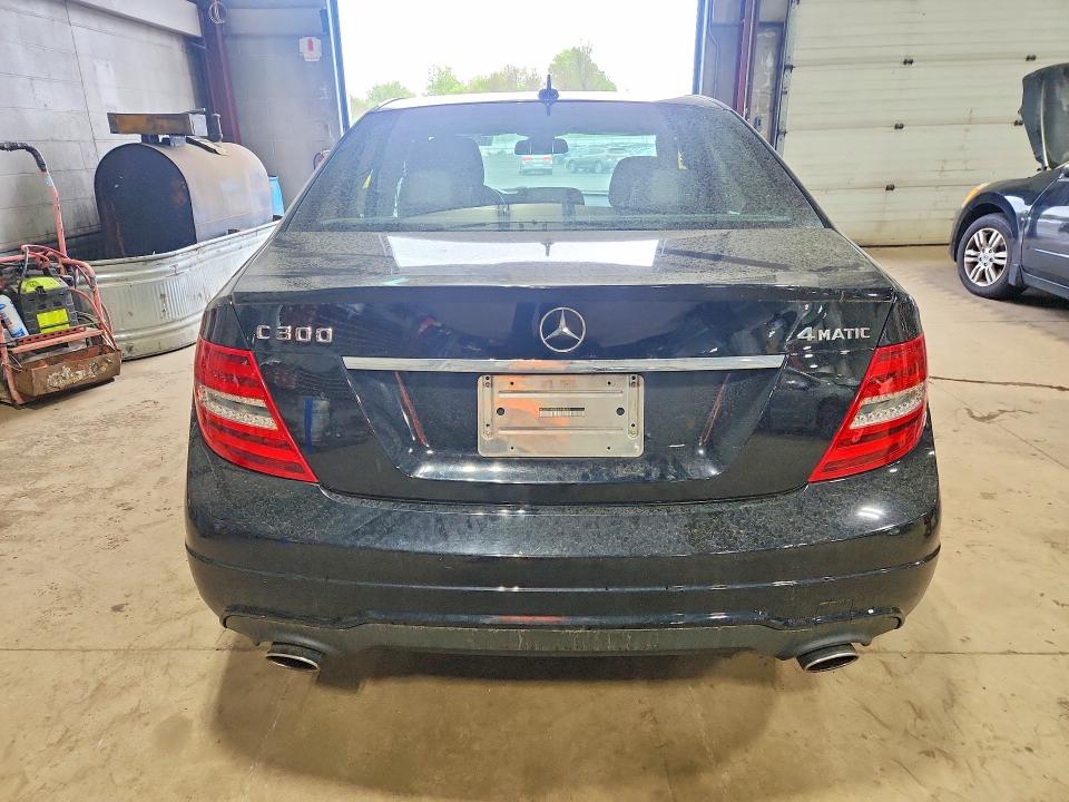 Продажа на аукционе авто 2014 Mercedes-benz C, vin: WDDGF8AB9EA948562, номер лота: 52663306
