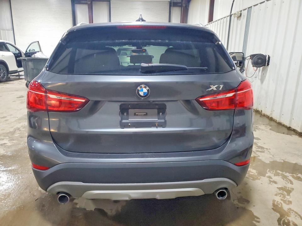 53135176 :رقم المزاد ، WBXHT3C32J5K30941 vin ، 2018 Bmw X1 مزاد بيع