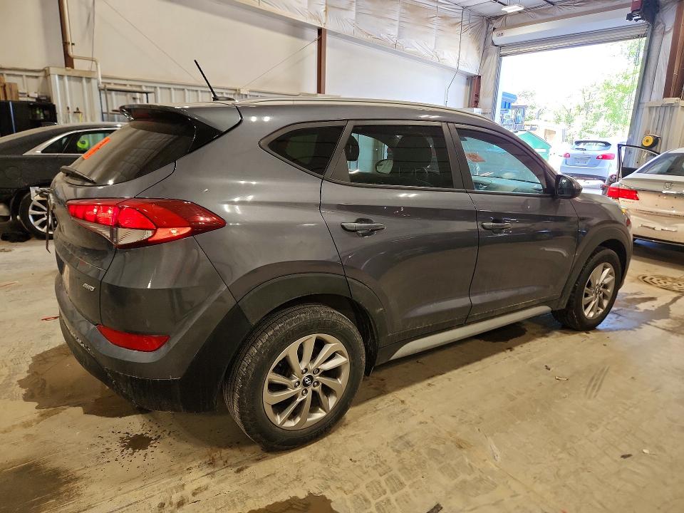 55367166 :رقم المزاد ، KM8J3CA41HU482931 vin ، 2017 Hyundai Tucson مزاد بيع