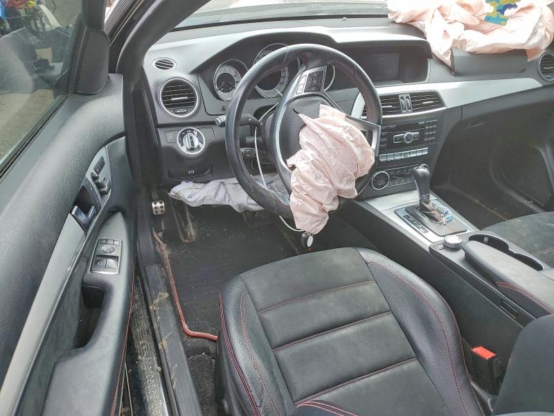 2013 Mercedes-benz C მანქანა იყიდება აუქციონზე, vin: WDDGJ4HB9DF958099, აუქციონის ნომერი: 51602656