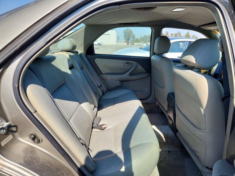 54489716 :رقم المزاد ، JT2BG22K3Y0438367 vin ، 2000 Toyota Camry مزاد بيع