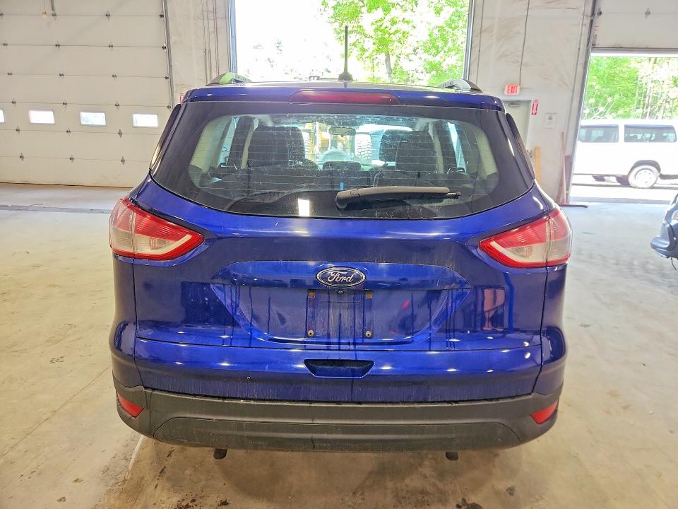 2015 Ford Escape მანქანა იყიდება აუქციონზე, vin: 1FMCU0F77FUA34696, აუქციონის ნომერი: 54323176
