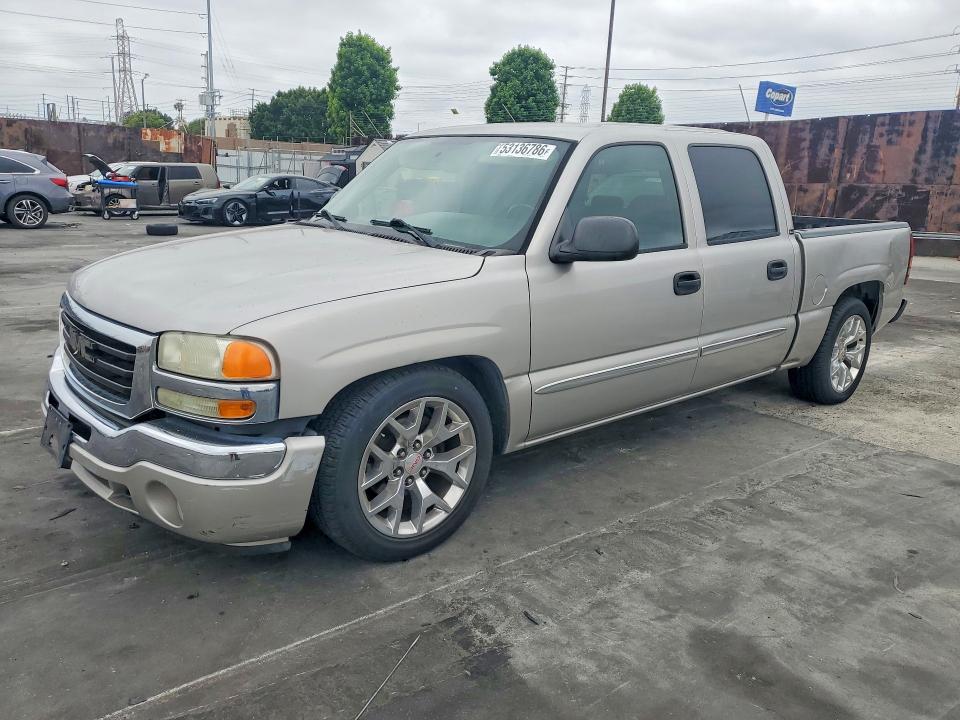 Продажа на аукционе авто 2005 Gmc New Sierra, vin: 2GTEC13T451388743, номер лота: 53136786