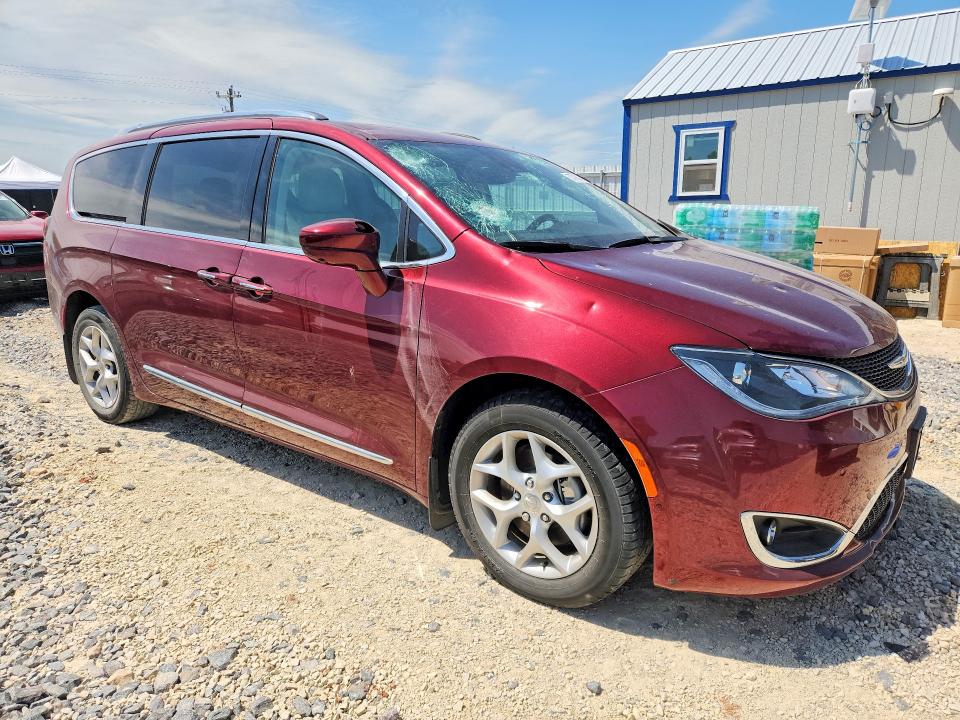 53783016 :رقم المزاد ، 2C4RC1BG8JR128685 vin ، 2018 Chrysler Pacifica مزاد بيع