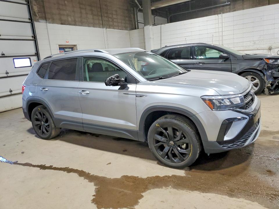 2022 Volkswagen Taos მანქანა იყიდება აუქციონზე, vin: 3VVWX7B2XNM075517, აუქციონის ნომერი: 52102946