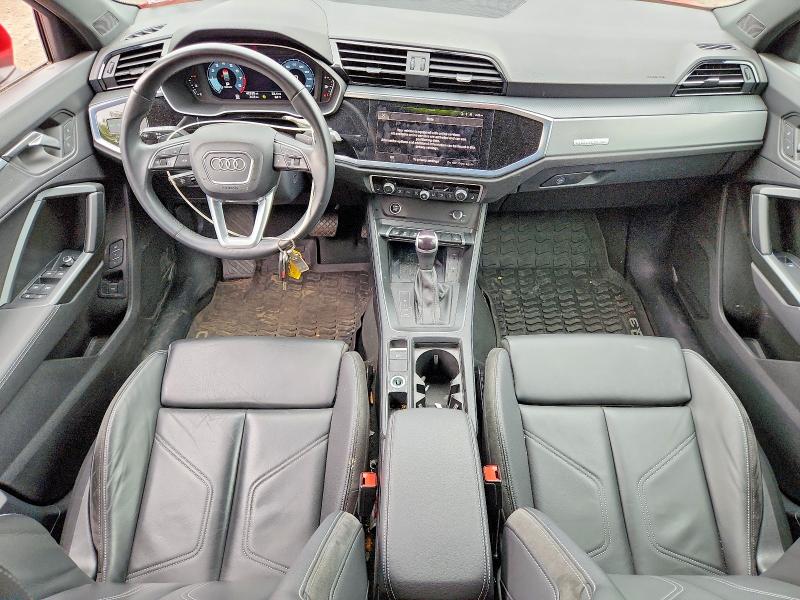 54017336 :رقم المزاد ، WA1EECF30P1050230 vin ، 2023 Audi Q3 مزاد بيع