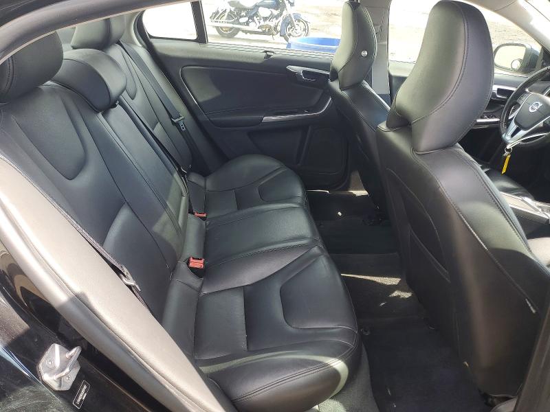 2018 Volvo S60 მანქანა იყიდება აუქციონზე, vin: LYV402TKXJB174107, აუქციონის ნომერი: 53235366