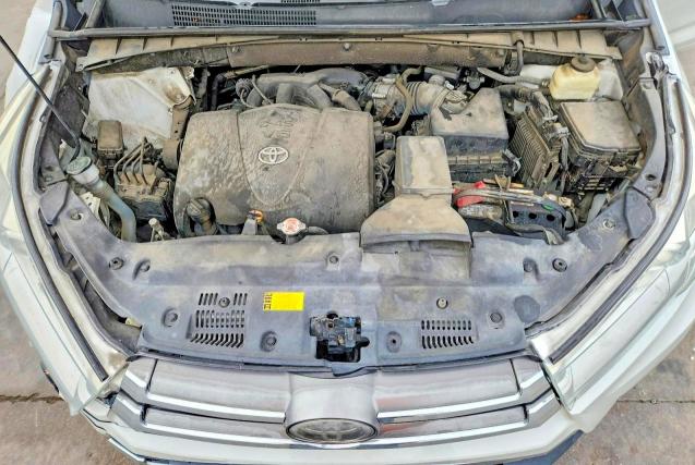 2018 Toyota Highlander მანქანა იყიდება აუქციონზე, vin: 5TDZZRFH3JS239636, აუქციონის ნომერი: 53250766
