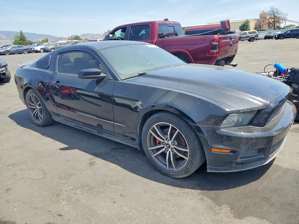 52966236 :رقم المزاد ، 1ZVBP8AM1D5250129 vin ، 2013 Ford Mustang مزاد بيع