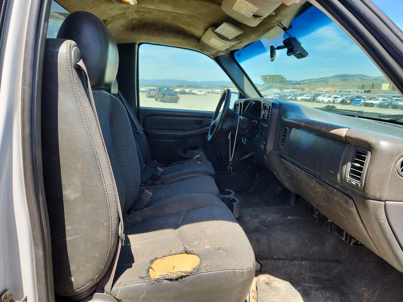 53289576 :رقم المزاد ، 1GBHC24U75E215697 vin ، 2005 Chevrolet Silverado مزاد بيع