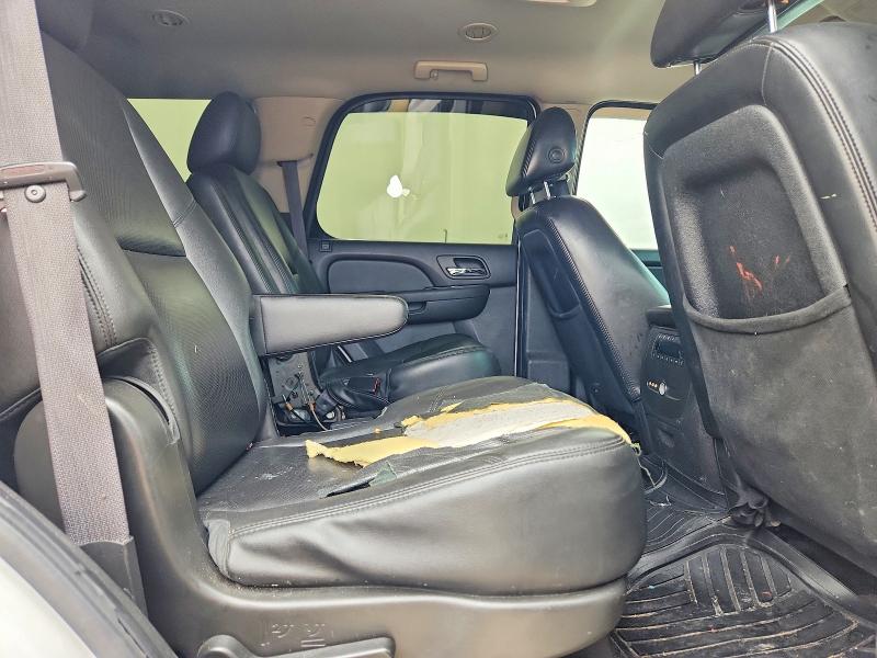 52902146 :رقم المزاد ، 1GNUCAE03AR253129 vin ، 2010 Chevrolet Tahoe مزاد بيع