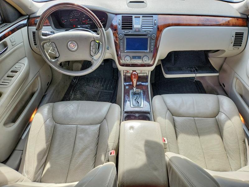 2010 Cadillac Dts მანქანა იყიდება აუქციონზე, vin: 1G6KH5EY0AU129494, აუქციონის ნომერი: 52554886