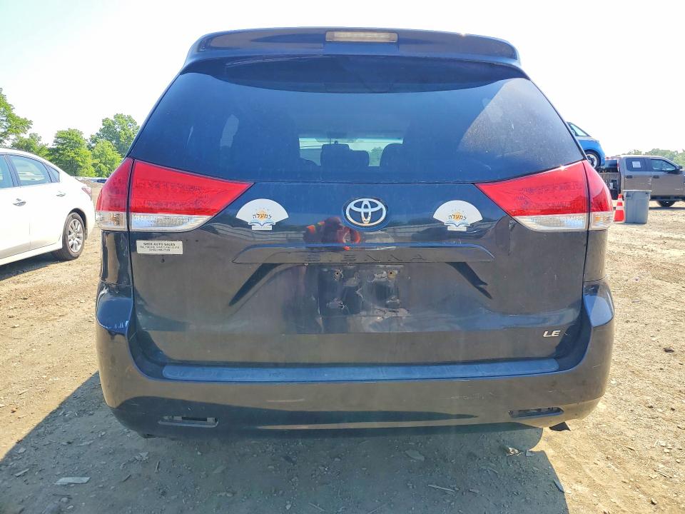 53540116 :رقم المزاد ، 5TDKK3DC7BS150387 vin ، 2011 Toyota Sienna مزاد بيع