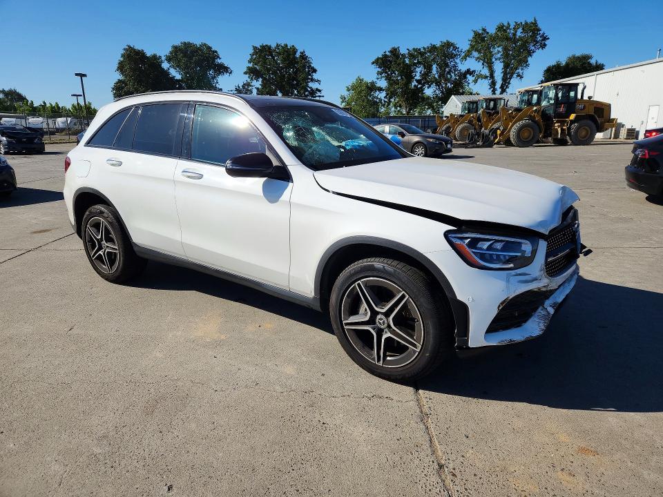 53980156 :رقم المزاد ، W1N0G8EBXNV397532 vin ، 2022 Mercedes-benz Glc مزاد بيع