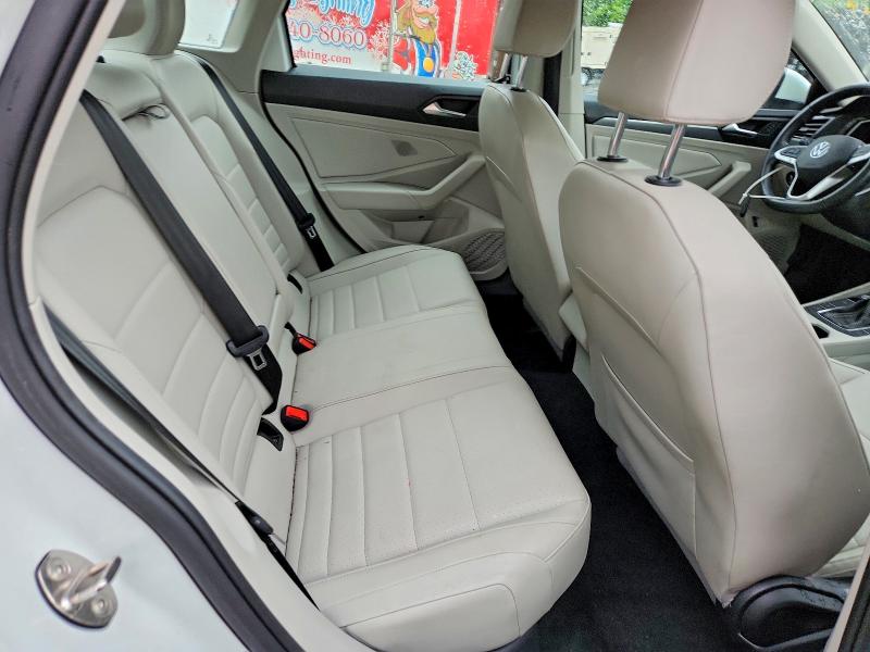 54472666 :رقم المزاد ، 3VW7M7BU7NM021571 vin ، 2022 Volkswagen Jetta مزاد بيع