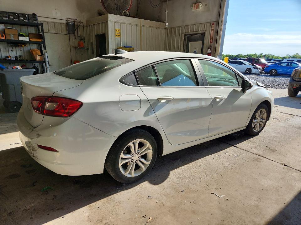 Продажа на аукционе авто 2019 Chevrolet Cruze, vin: 1G1BC5SM6K7153076, номер лота: 53541926
