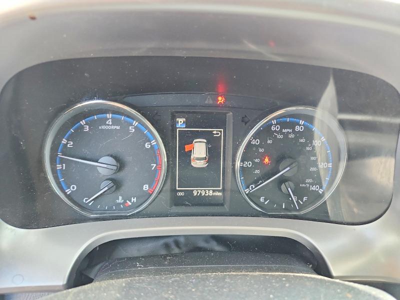 Продажа на аукционе авто 2018 Toyota Rav4, vin: JTMYFREV2JD118717, номер лота: 53899696