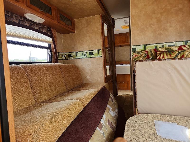 52355906 :رقم المزاد ، 1UJBJ02L591DA0247 vin ، 2009 Jayco Eagle Series مزاد بيع