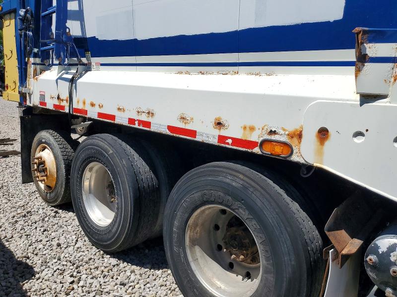 49513236 :رقم المزاد ، 5VCACDLE9FH218347 vin ، 2015 Autocar Llc Xpeditor مزاد بيع