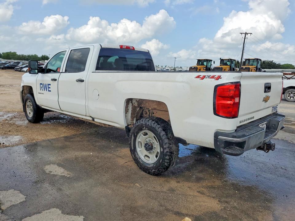 55154956 :رقم المزاد ، 1GC1KUEG6JF142718 vin ، 2018 Chevrolet Silverado مزاد بيع