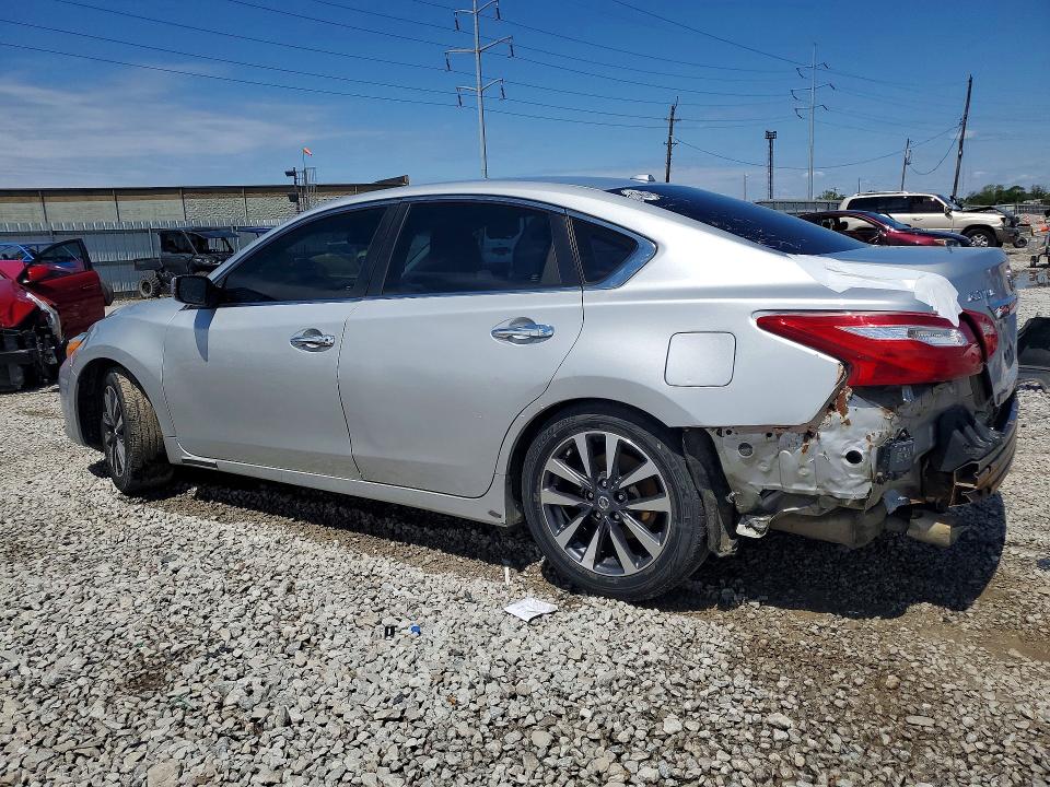 2017 Nissan Altima მანქანა იყიდება აუქციონზე, vin: 1N4AL3AP0HC207948, აუქციონის ნომერი: 51857306