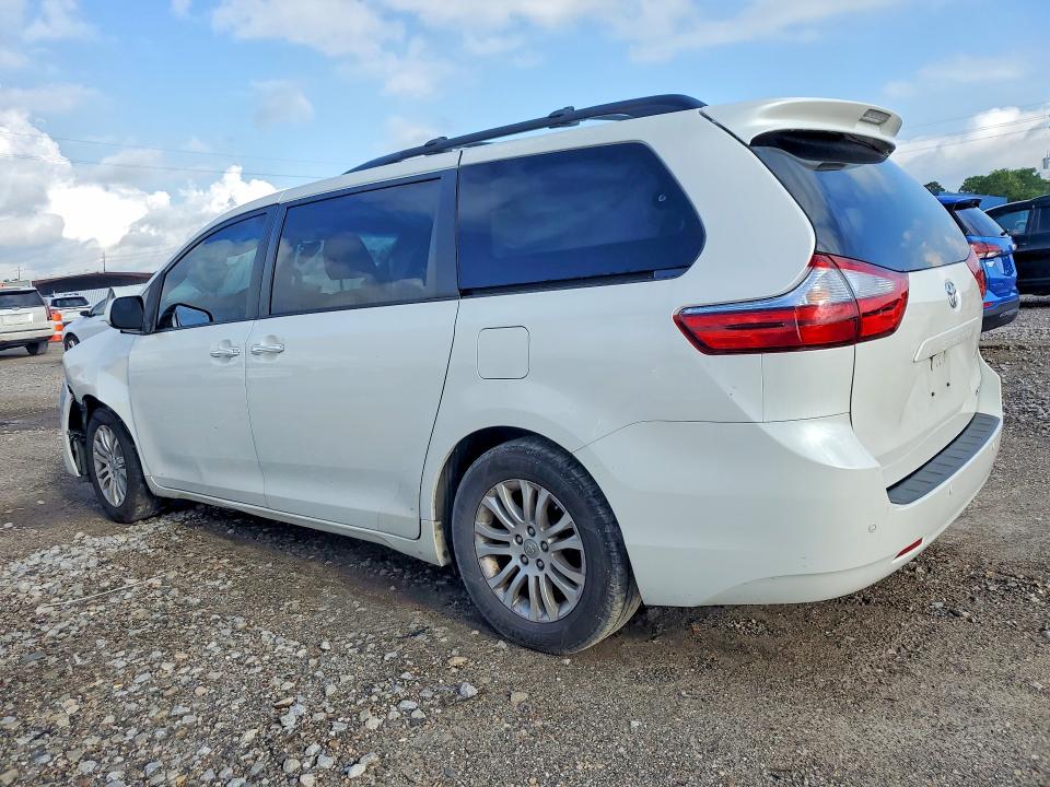 Продажа на аукционе авто 2017 Toyota Sienna, vin: 5TDYZ3DC7HS867113, номер лота: 54607616