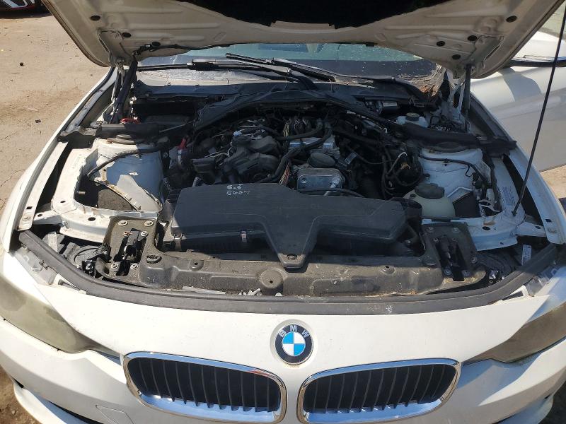 50983716 :رقم المزاد ، WBA3A5C55DF358127 vin ، 2013 Bmw 328 مزاد بيع