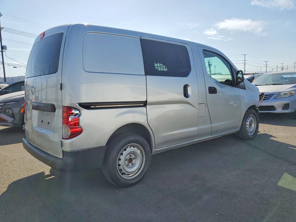 53598936 :رقم المزاد ، 3N6CM0KN1JK702958 vin ، 2018 Nissan Nv200 مزاد بيع
