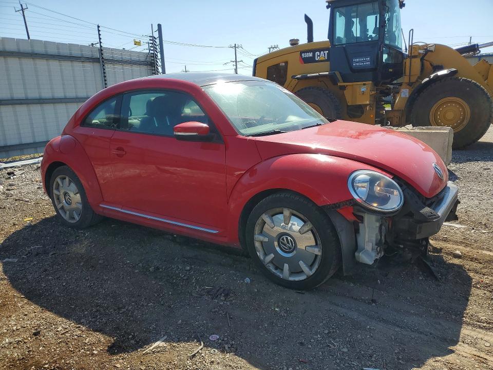 53417556 :رقم المزاد ، 3VWJX7AT7CM657880 vin ، 2012 Volkswagen Beetle مزاد بيع