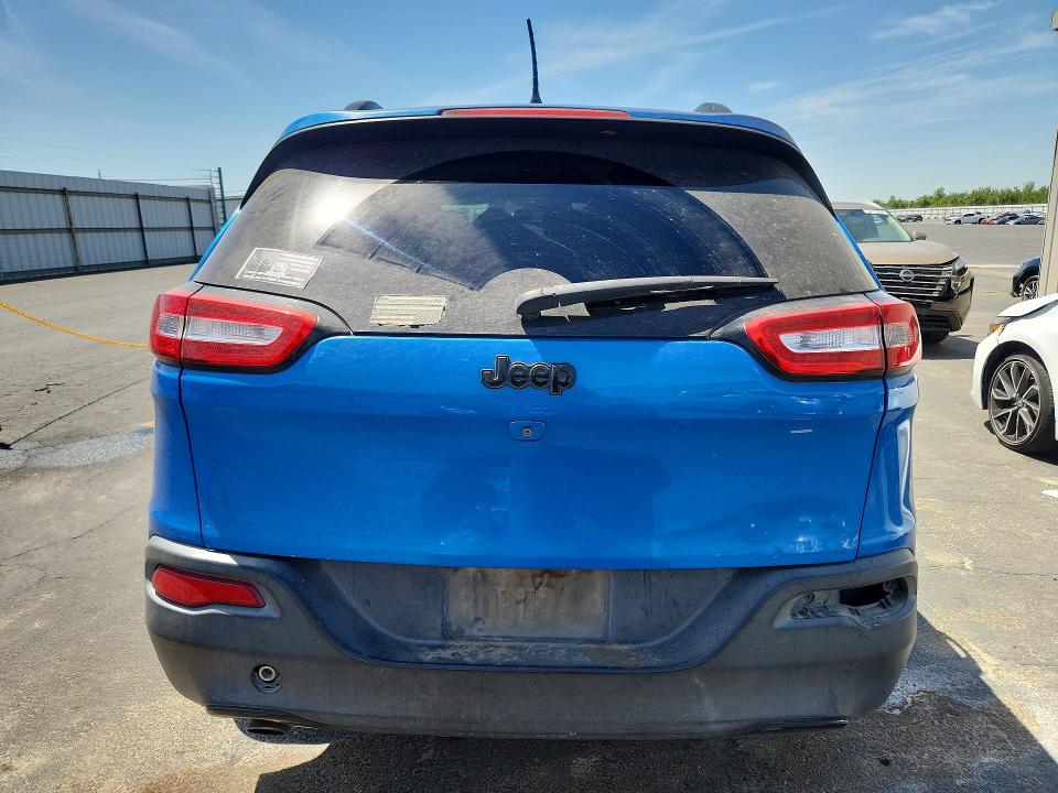 54465286 :رقم المزاد ، 1C4PJLCB1JD563742 vin ، 2018 Jeep Cherokee مزاد بيع
