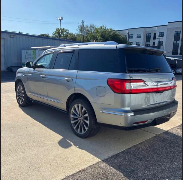 55658996 :رقم المزاد ، 5LMJJ2LT0LEL22530 vin ، 2020 Lincoln Navigator مزاد بيع