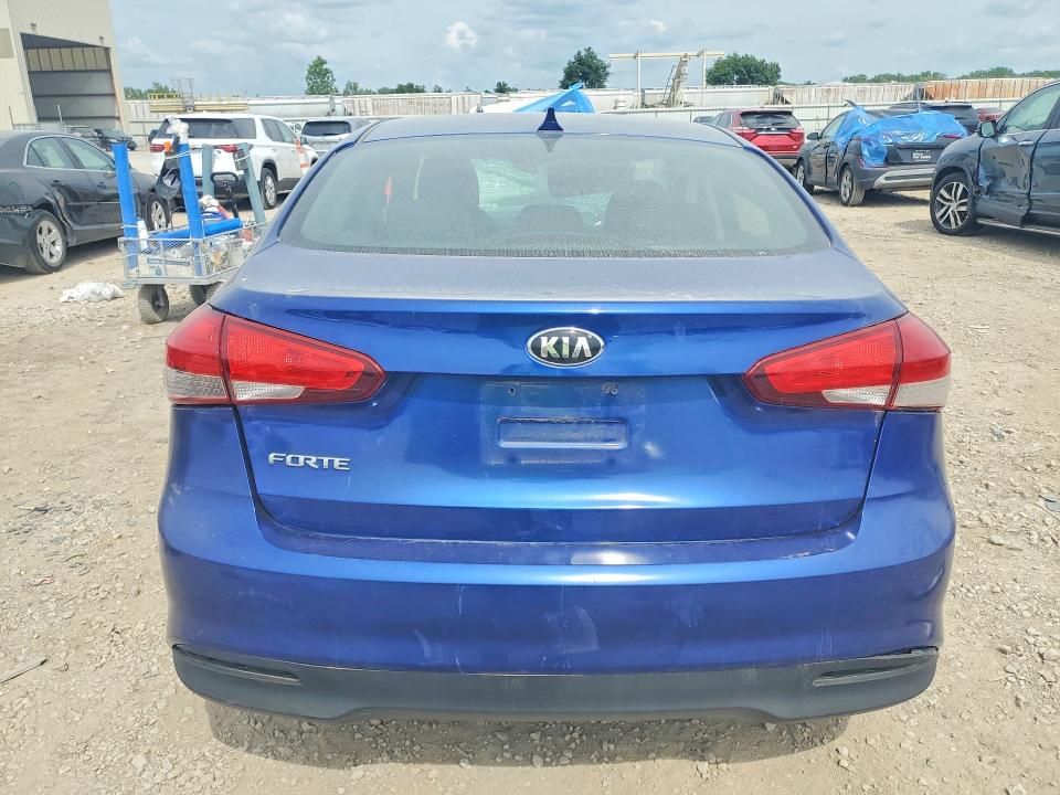 55074776 :رقم المزاد ، 3KPFK4A71HE037911 vin ، 2017 Kia Forte مزاد بيع
