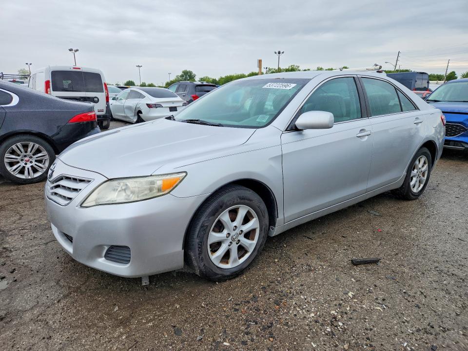 53722596 :رقم المزاد ، 4T4BF3EK9AR063547 vin ، 2010 Toyota Camry مزاد بيع