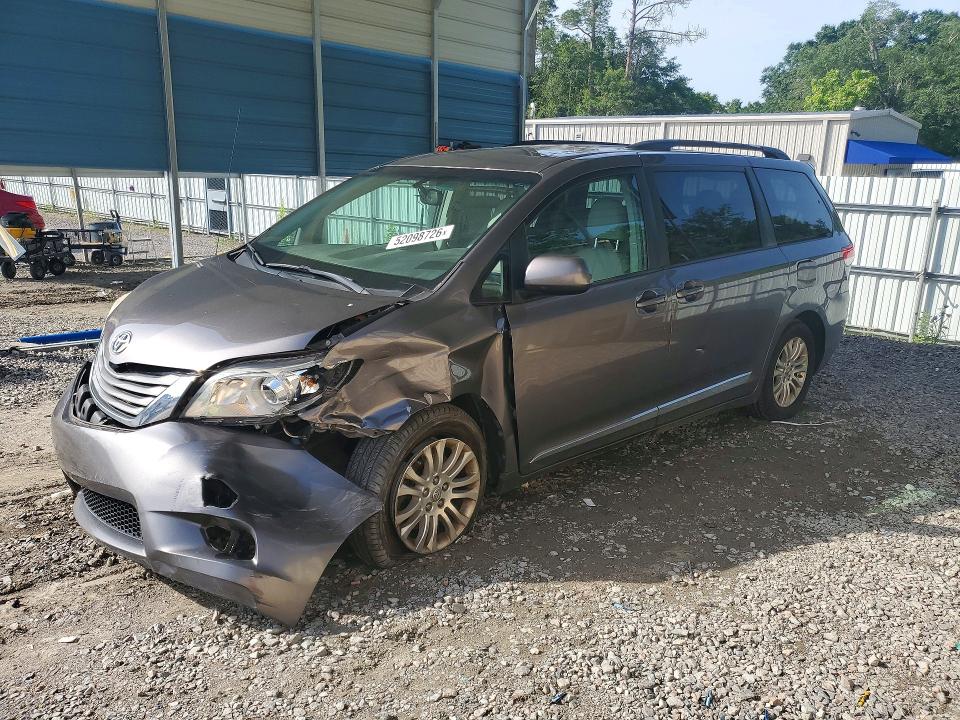 Продаж на аукціоні авто 2013 Toyota Sienna, vin: 5TDYK3DC5DS389773, номер лоту: 52098726