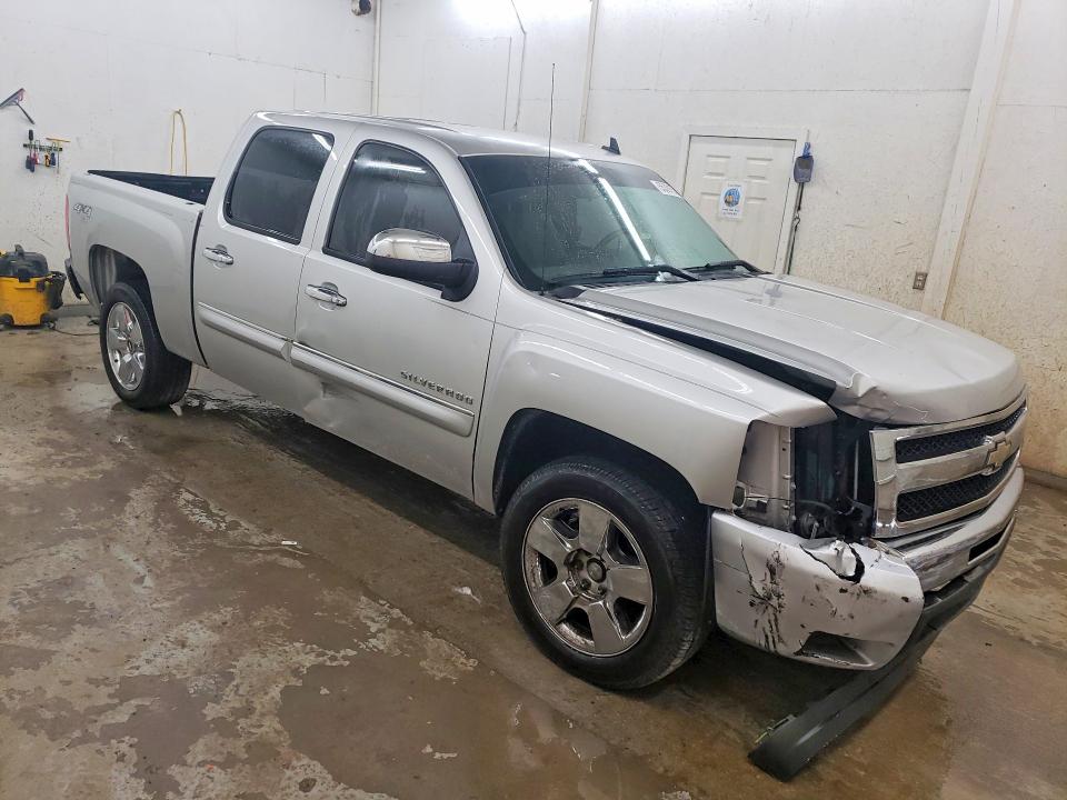 2011 Chevrolet Silverado მანქანა იყიდება აუქციონზე, vin: 3GCPKSE36BG199092, აუქციონის ნომერი: 55391536