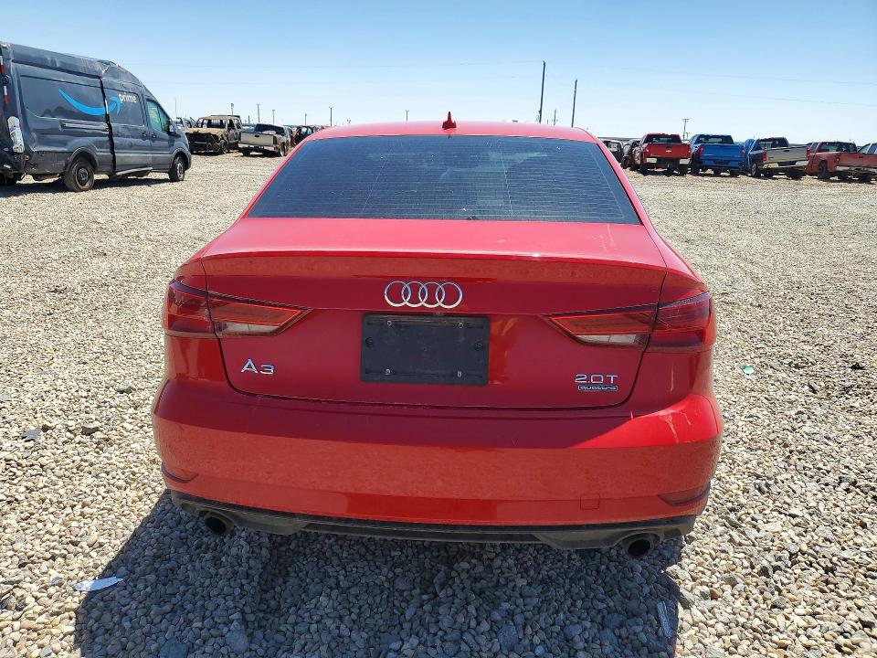 Продаж на аукціоні авто 2018 Audi A3, vin: WAUB8GFF2J1041731, номер лоту: 52360356