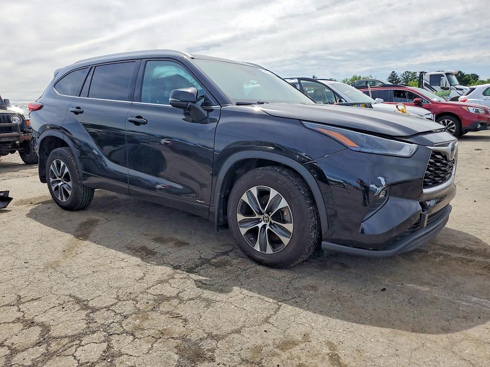54263676 :رقم المزاد ، 5TDGBRCH5NS545503 vin ، 2022 Toyota Highlander Hybrid مزاد بيع