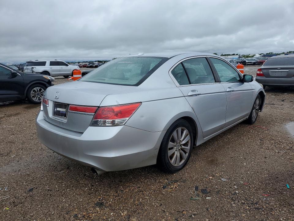 Aukcja sprzedaży 2011 Honda Accord, vin: 1HGCP2F81BA004297, numer aukcji: 51477336