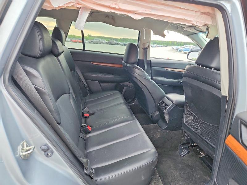 52572316 :رقم المزاد ، 4S4BRDPC9D2318758 vin ، 2013 Subaru Outback مزاد بيع