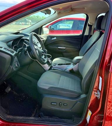 2015 Ford Escape მანქანა იყიდება აუქციონზე, vin: 1FMCU0GX4FUC31579, აუქციონის ნომერი: 54862216