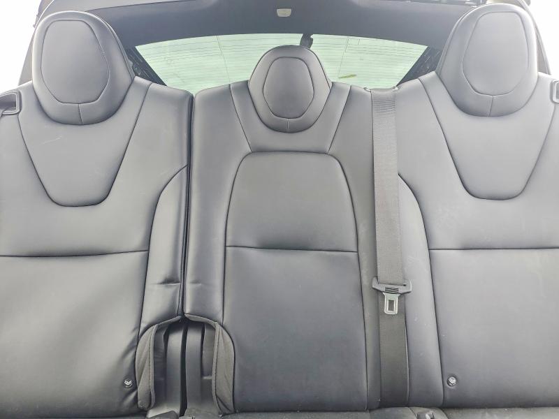 55186246 :رقم المزاد ، 5YJXCDE27JF138418 vin ، 2018 Tesla Model X مزاد بيع